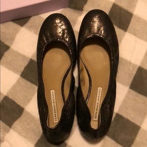 Vera Wang Lavender flats